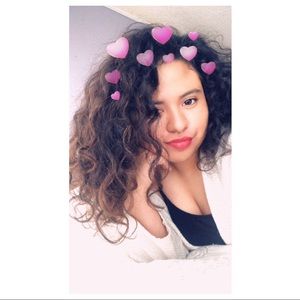 Meet your Posher, Kenia